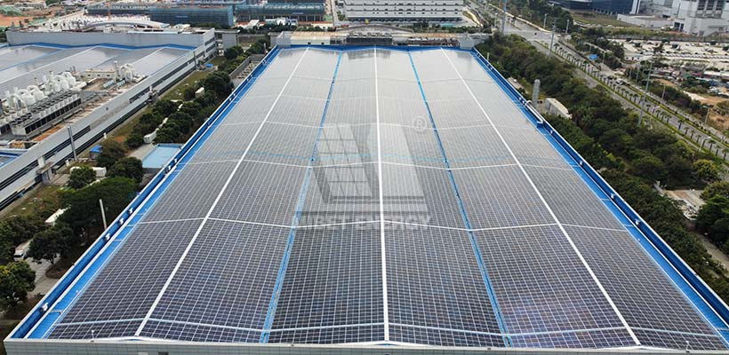 Projet solaire sur toit métallique de 21 MW à Xiamen, Chine