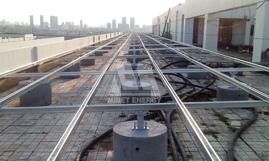 systèmes de montage de toit solaire en Chine