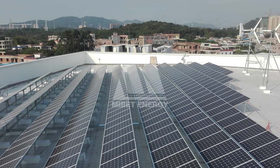 systèmes solaires de rayonnage de toit en Chine